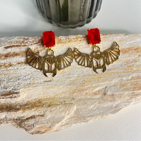 Elegant Ancient Egyptian Earrings - Scarab Winged Egyptian Beetle Earrings - Picture 6 of 8